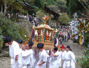 「日本で最も美しい村」の情景が伝わる9つのテーマ 村の祭りや伝統