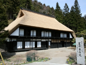 「日本で最も美しい村」の情景が伝わる9つのテーマ 村の建造物自慢